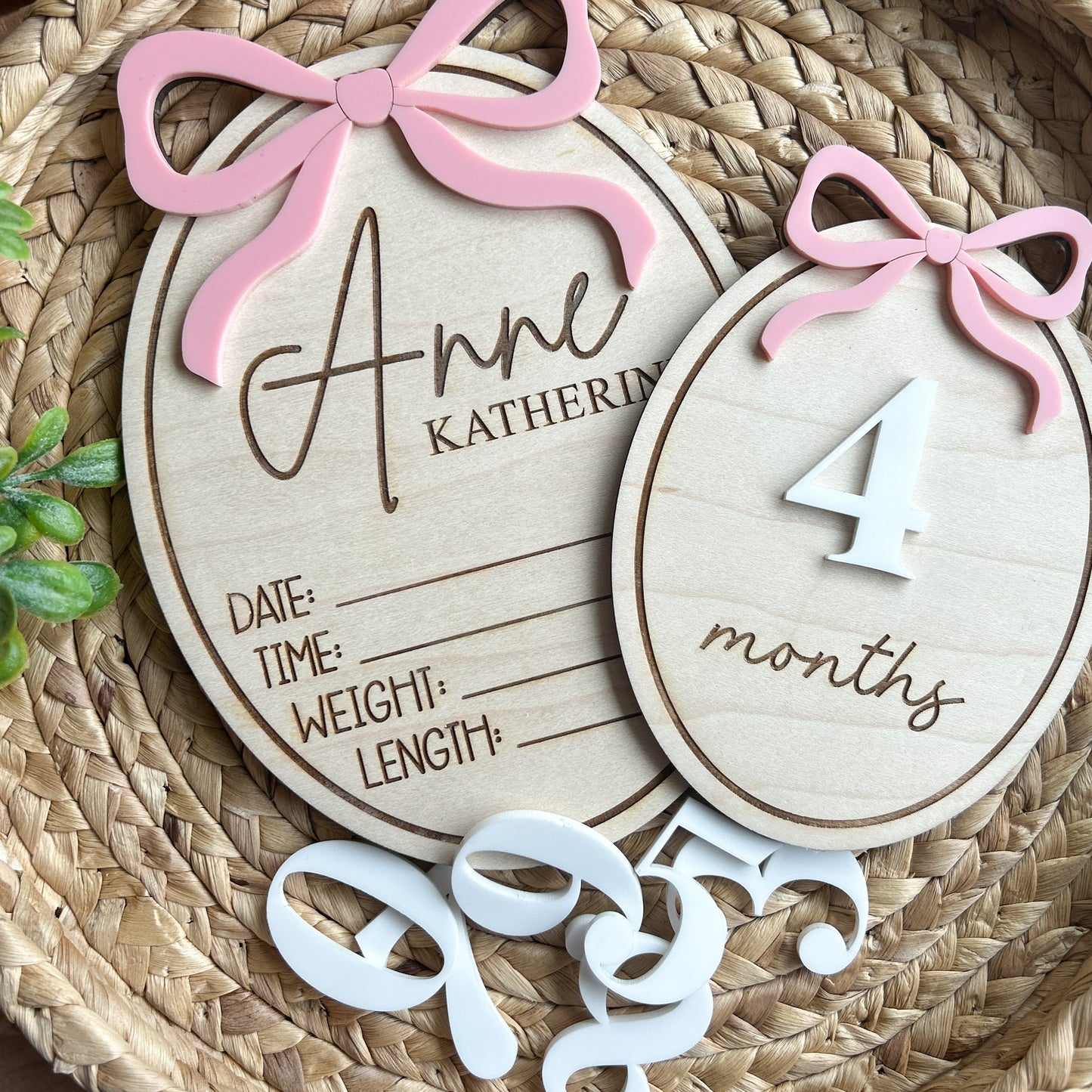 Bow Style Birth Announcement and Milestone Set