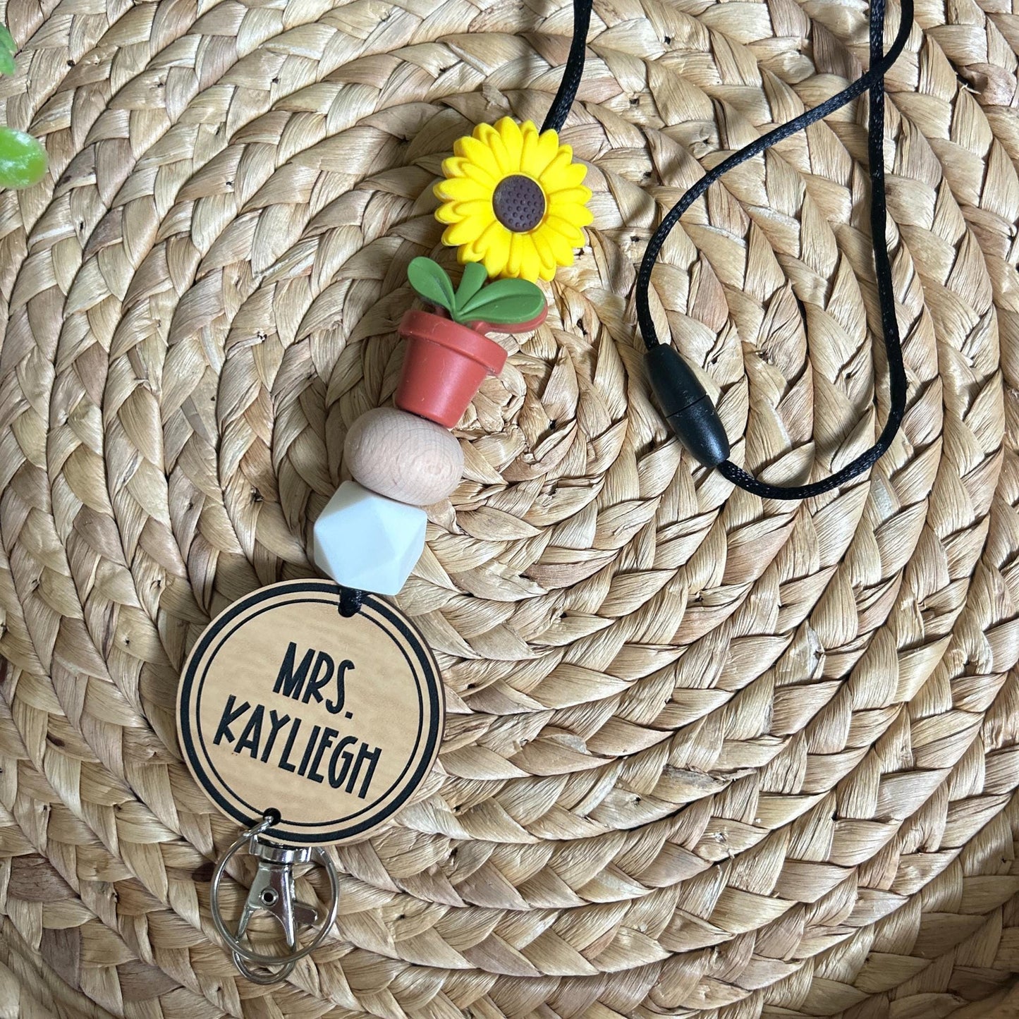 Flower Teacher Lanyard, Book Lanyard, Gift for Educators, Custom teacher lanyard, personalized teacher gift, Sunflower, Daisy Lanyard