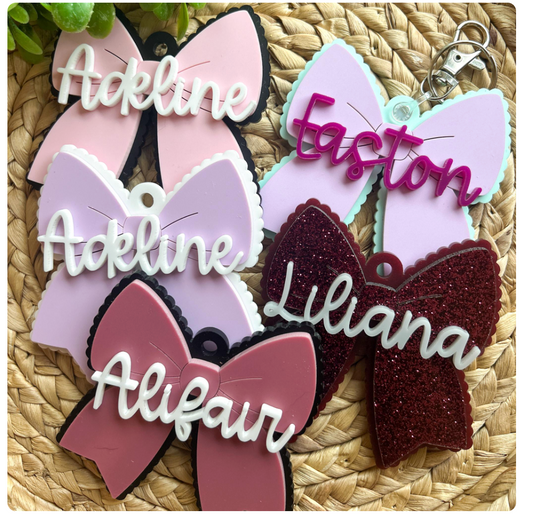 Scalloped Bow Bag Tag