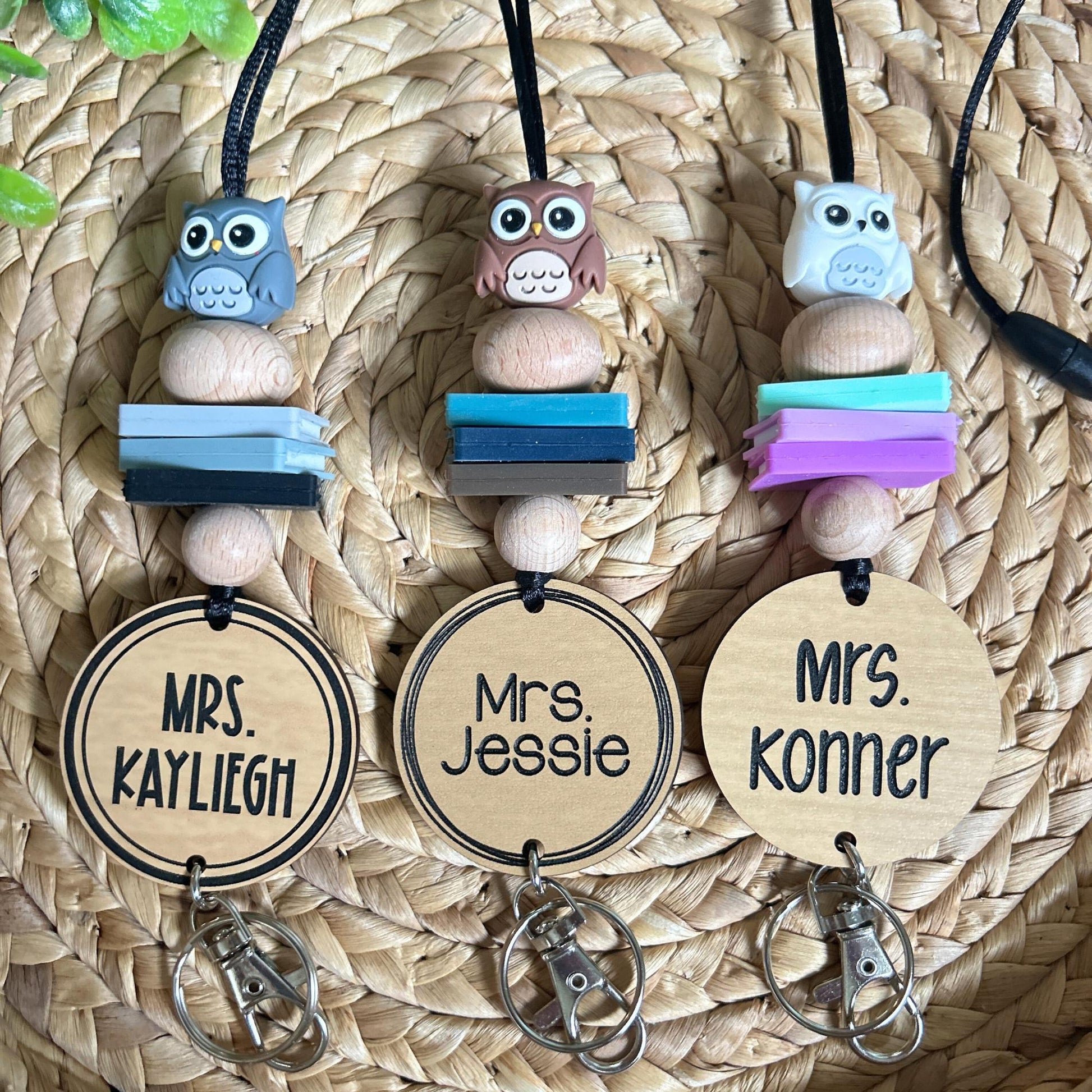 Owl Teacher Lanyard, Book Lanyard, Gift for Educators, Custom teacher lanyard, personalized teacher gift