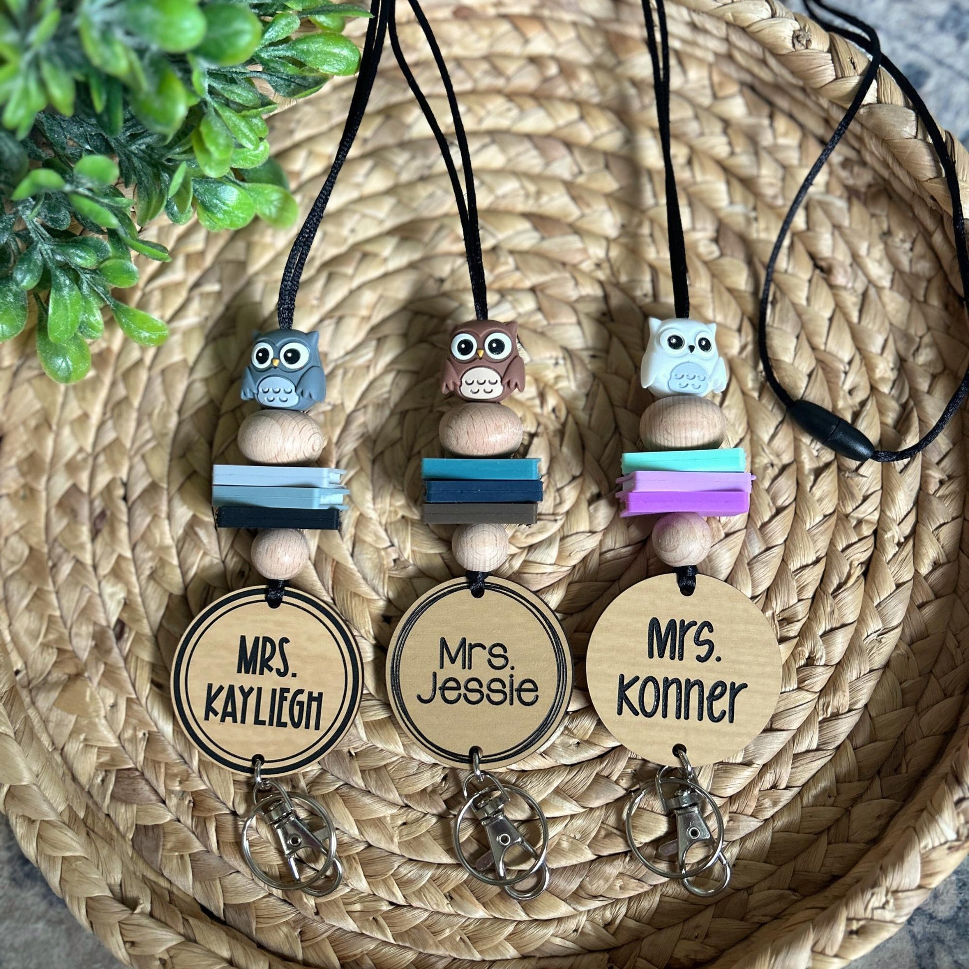 Owl Teacher Lanyard, Book Lanyard, Gift for Educators, Custom teacher lanyard, personalized teacher gift