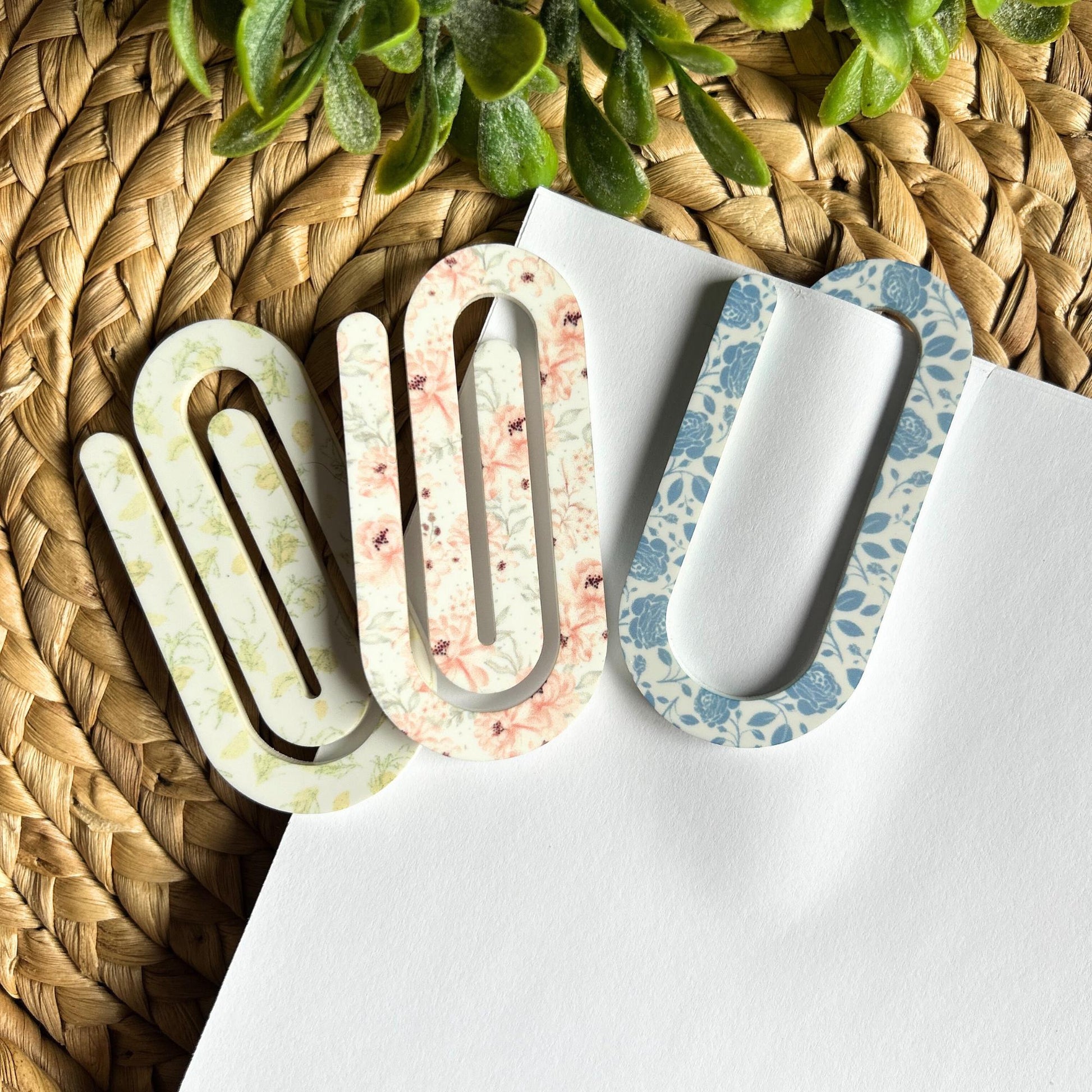 Jumbo Acrylic Paper clips, Vintage Pattern, Floral Paperclips, Back to School, Teacher Gifts, Office Supplies, Home Prep, bookmark,